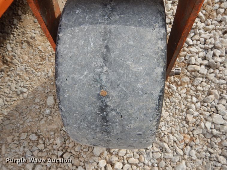 image for item FU9746 Scag SCZ72V-31FX  ZTR lawn mower