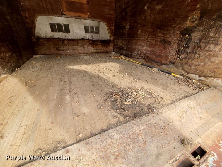 image for item GB9071 Box bed