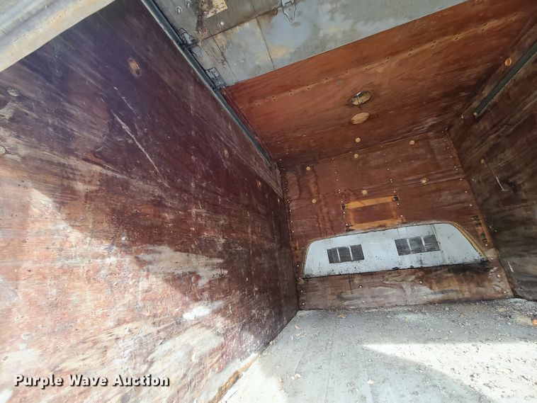 image for item GB9071 Box bed