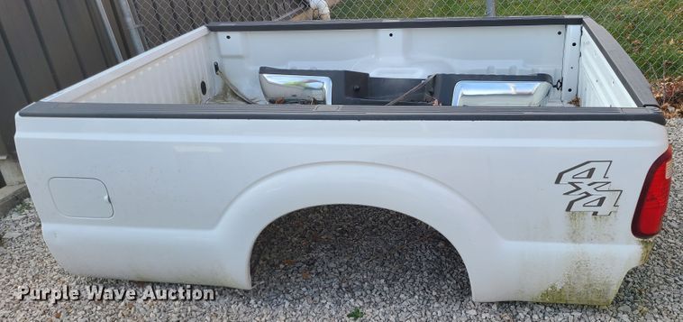 image for item GB9077 Ford F250  pickup truck bed