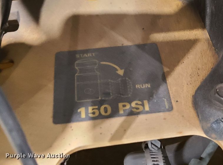 image for item GB9079 DeWalt  air compressor