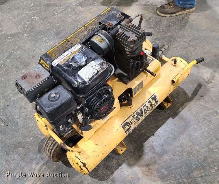image for item GB9080 DeWalt  air compressor