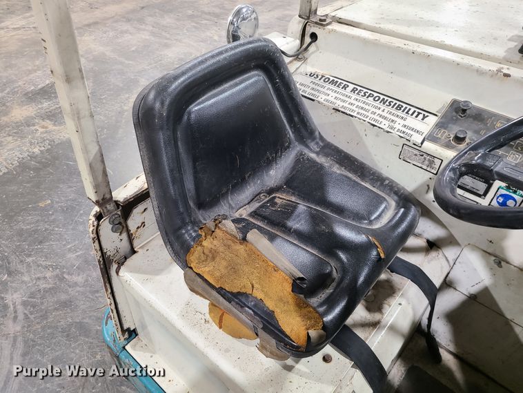 image for item GB9081 Tennant 355  sweeper