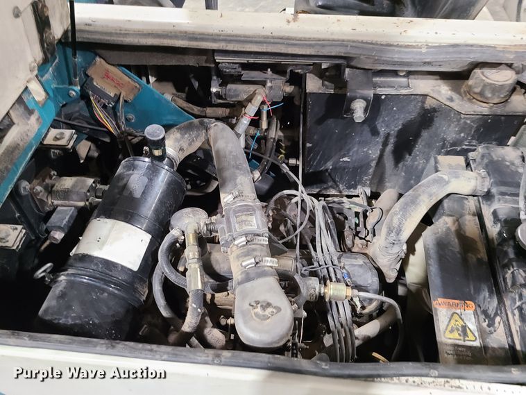 image for item GB9081 Tennant 355  sweeper