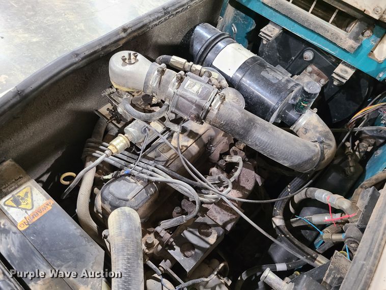 image for item GB9081 Tennant 355  sweeper