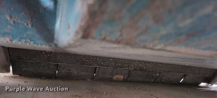 image for item GB9081 Tennant 355  sweeper