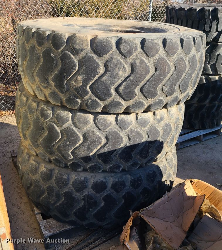 image for item GB9085 (3) 17.5-25 tires