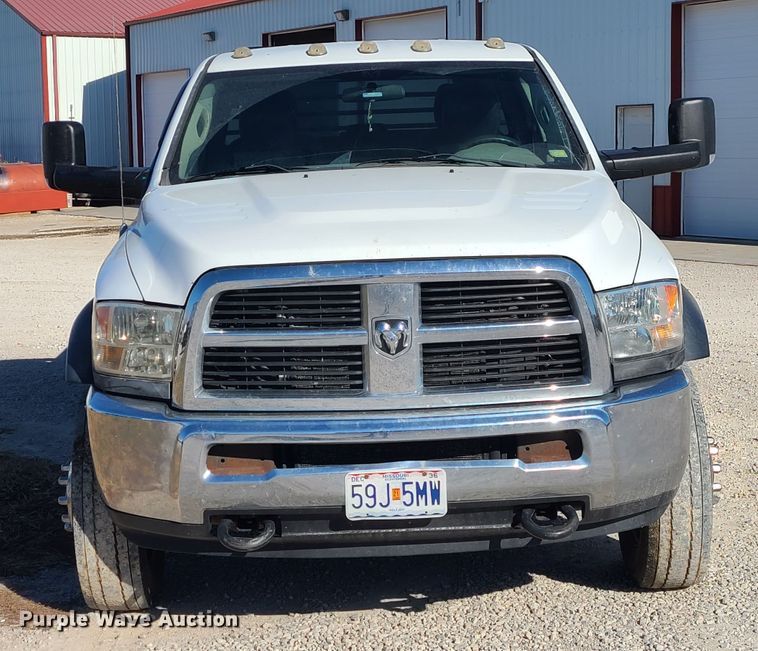 image for item GB9101 2012 Dodge Ram 5500HD  flatbed truck
