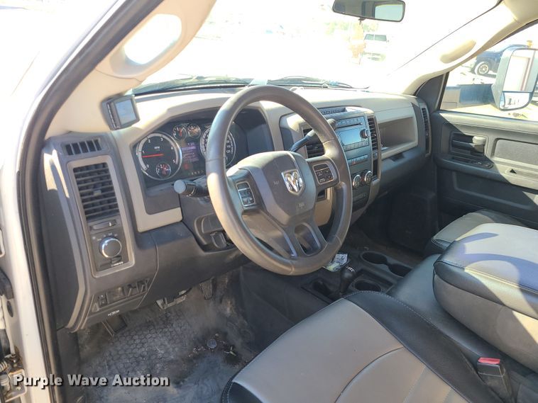 image for item GB9101 2012 Dodge Ram 5500HD  flatbed truck