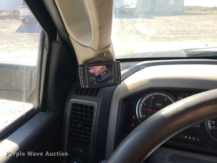 image for item GB9101 2012 Dodge Ram 5500HD  flatbed truck