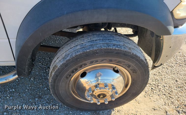 image for item GB9101 2012 Dodge Ram 5500HD  flatbed truck