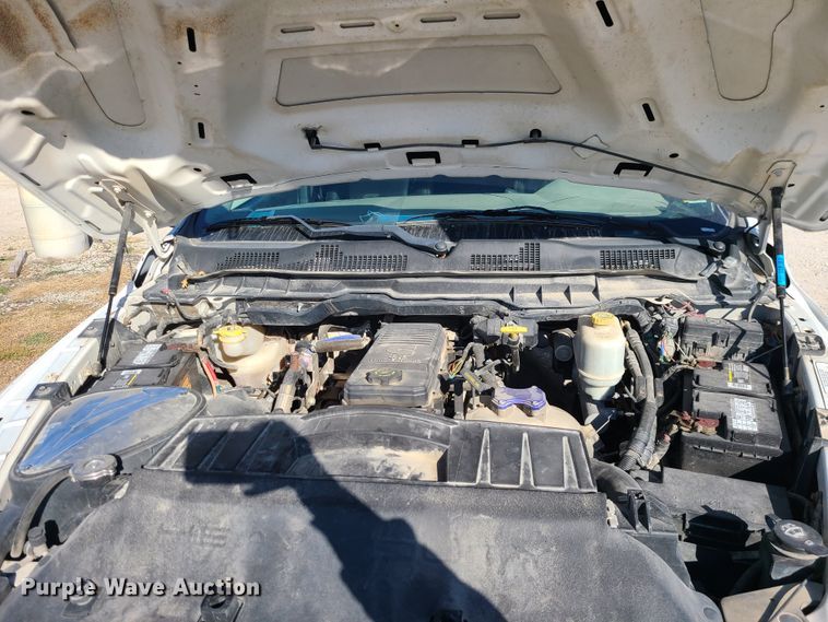 image for item GB9101 2012 Dodge Ram 5500HD  flatbed truck