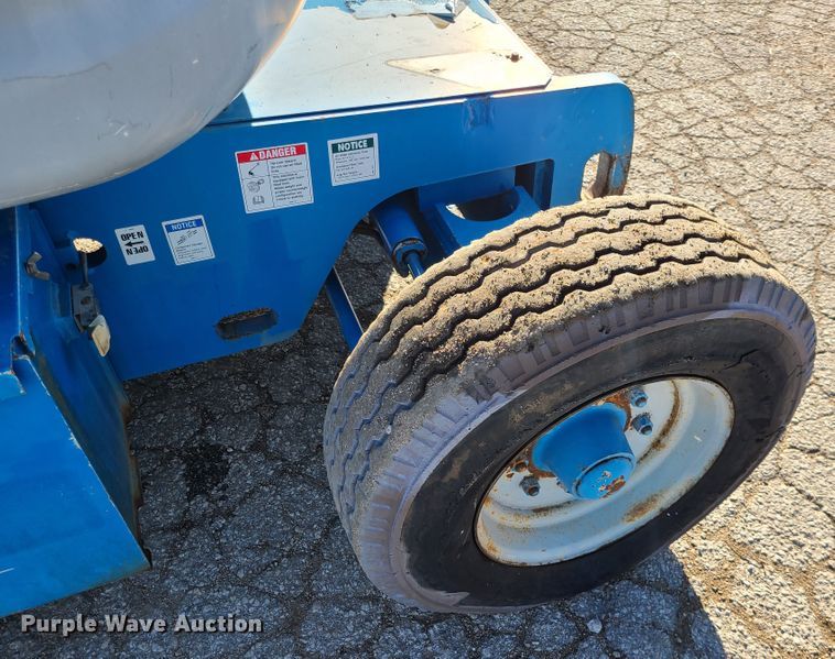 image for item GB9103 1999 Genie Z45/25 DC  boom lift