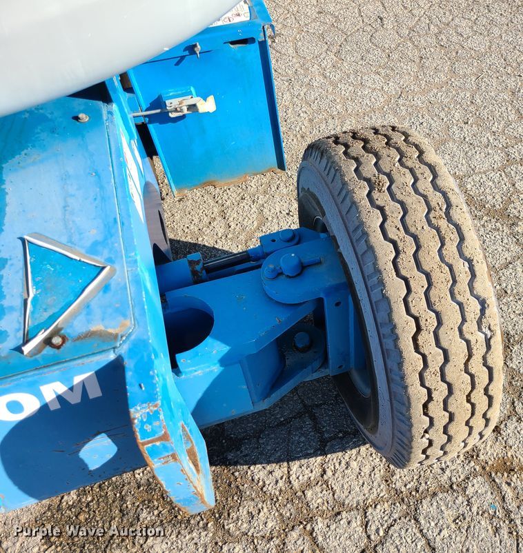 image for item GB9103 1999 Genie Z45/25 DC  boom lift