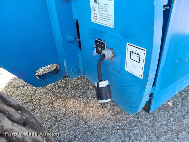 image for item GB9103 1999 Genie Z45/25 DC  boom lift