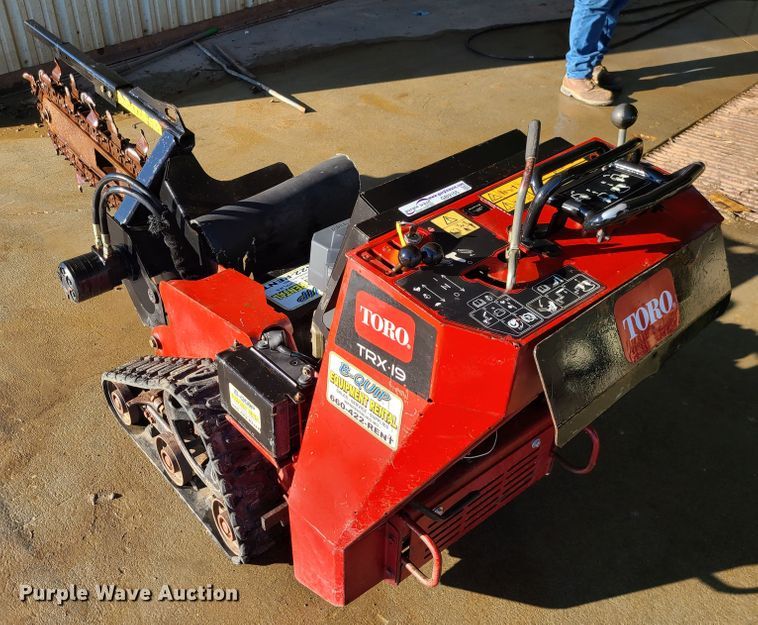 image for item GB9105 2008 Toro TRX-19  trencher