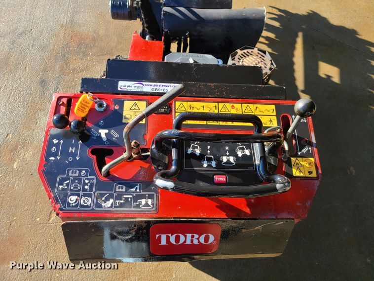 image for item GB9105 2008 Toro TRX-19  trencher