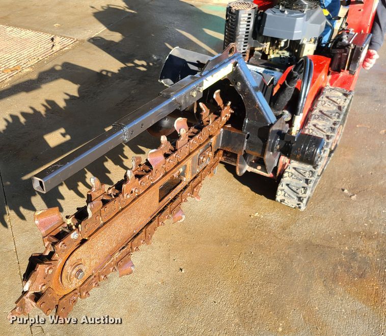 image for item GB9105 2008 Toro TRX-19  trencher