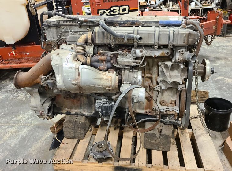 image for item GB9113 Detroit Diesel DD14  engine