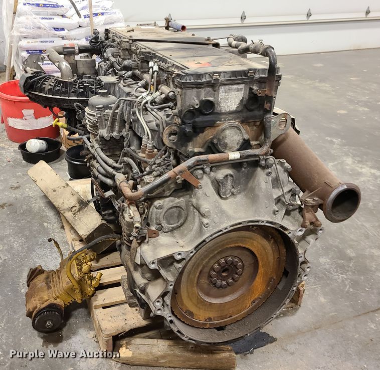 image for item GB9113 Detroit Diesel DD14  engine