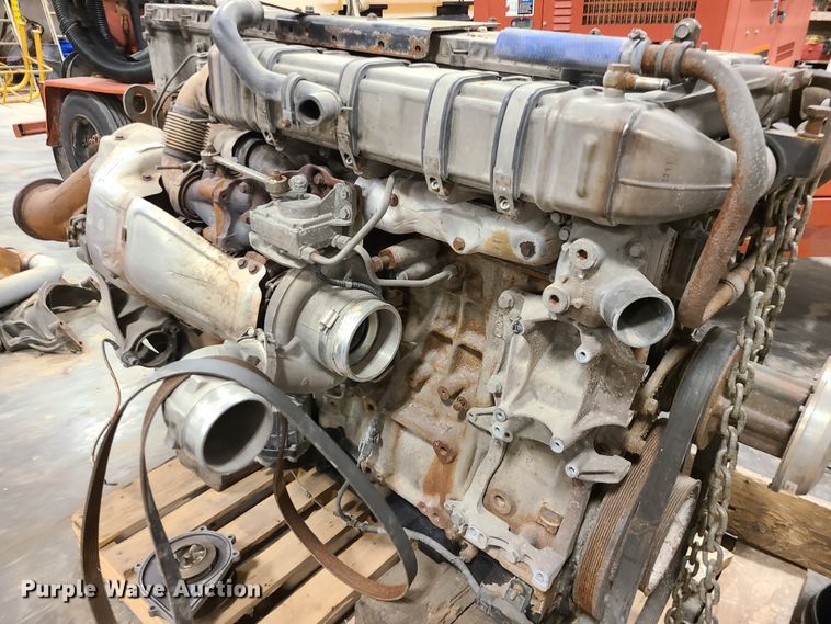 image for item GB9113 Detroit Diesel DD14  engine