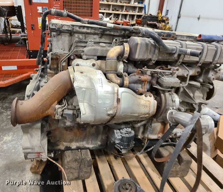 image for item GB9113 Detroit Diesel DD14  engine