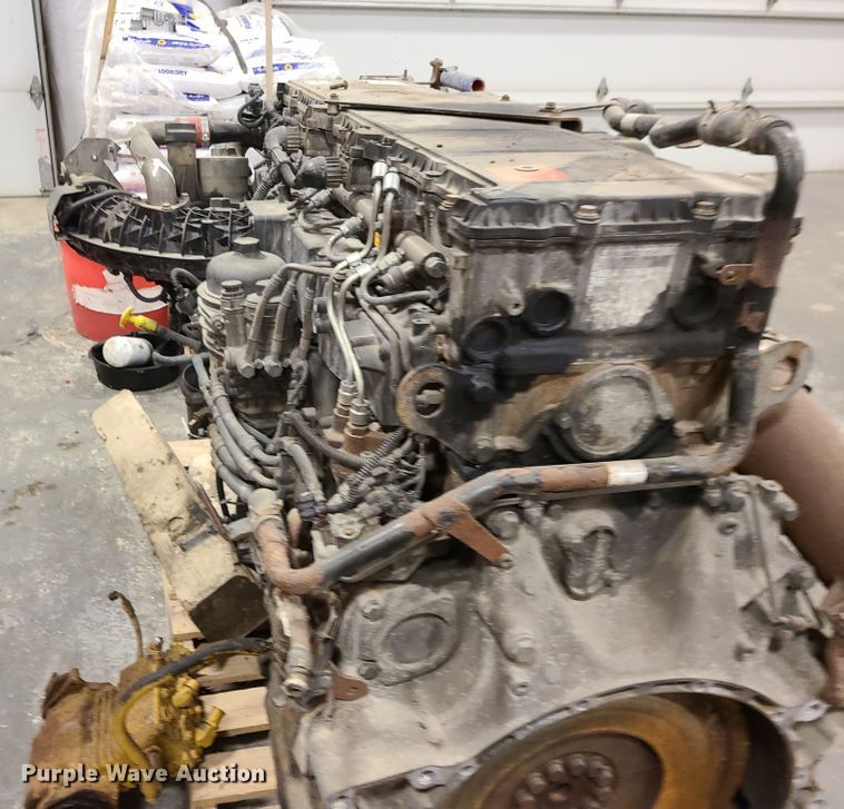 image for item GB9113 Detroit Diesel DD14  engine