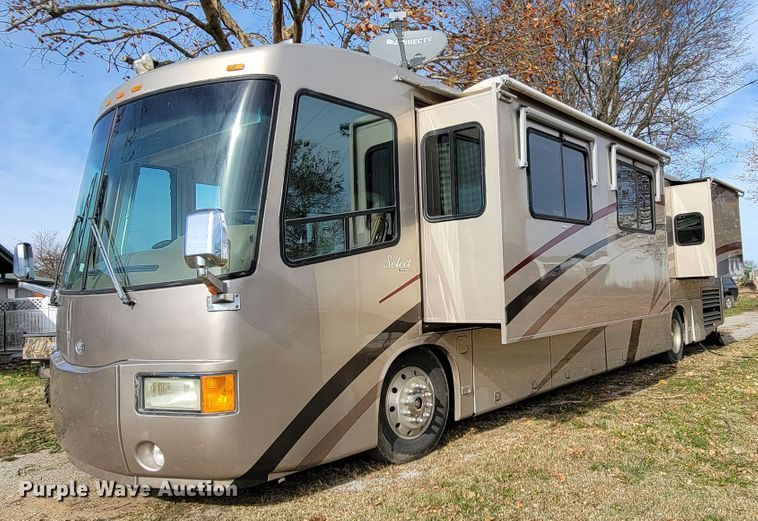 image for item HF9251 2002 Spartan K2  Travel Supreme RV