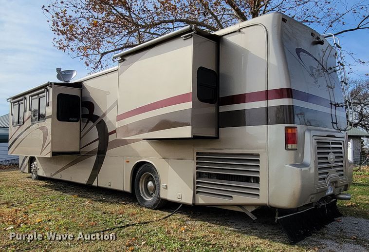 image for item HF9251 2002 Spartan K2  Travel Supreme RV