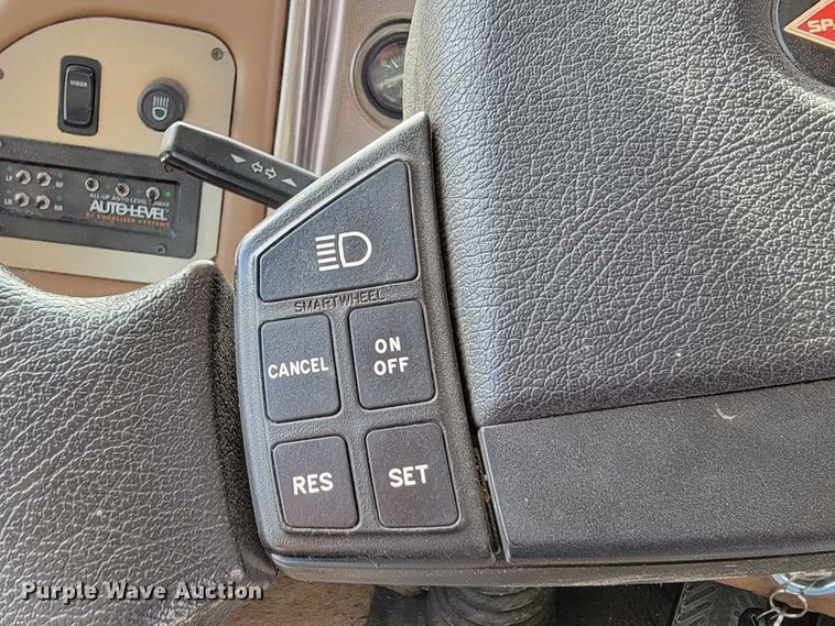 image for item HF9251 2002 Spartan K2  Travel Supreme RV