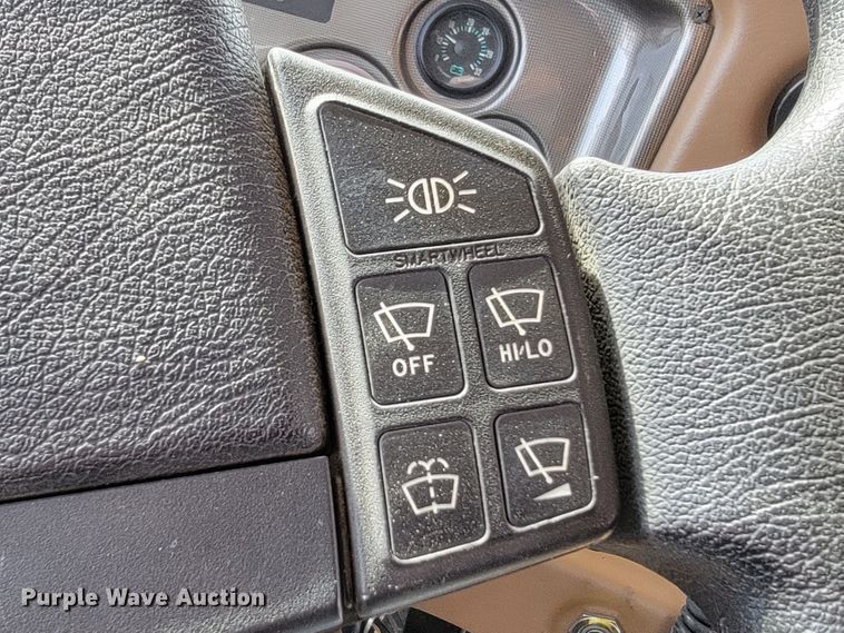 image for item HF9251 2002 Spartan K2  Travel Supreme RV