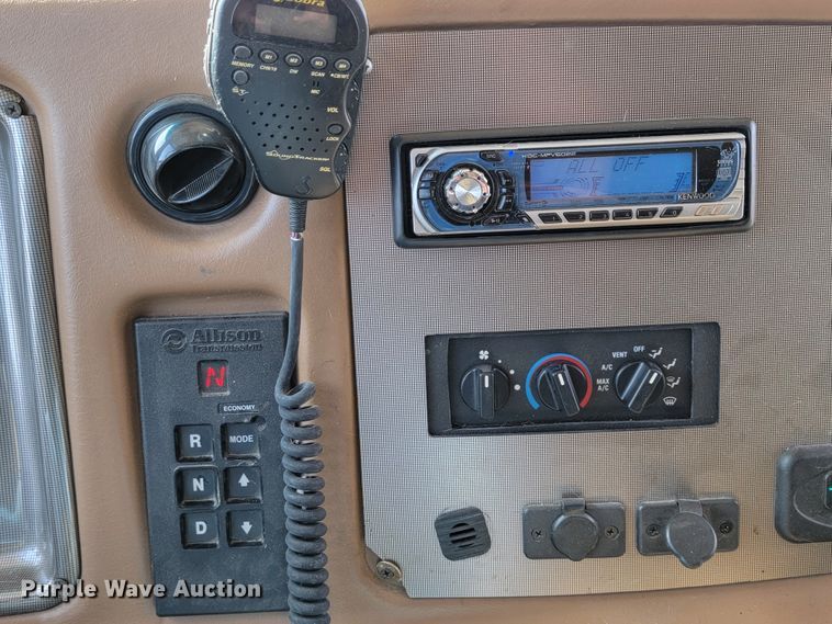 image for item HF9251 2002 Spartan K2  Travel Supreme RV