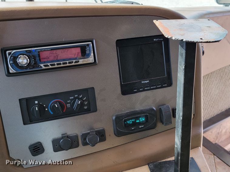 image for item HF9251 2002 Spartan K2  Travel Supreme RV