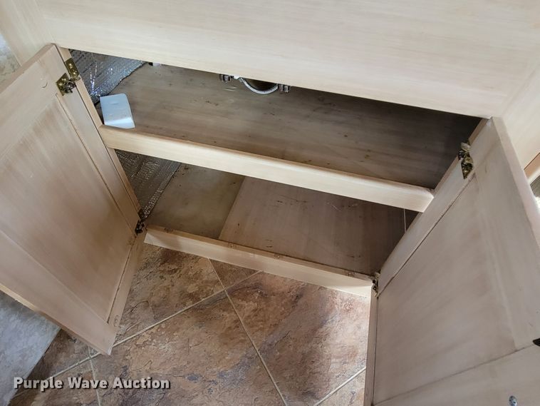 image for item HF9251 2002 Spartan K2  Travel Supreme RV