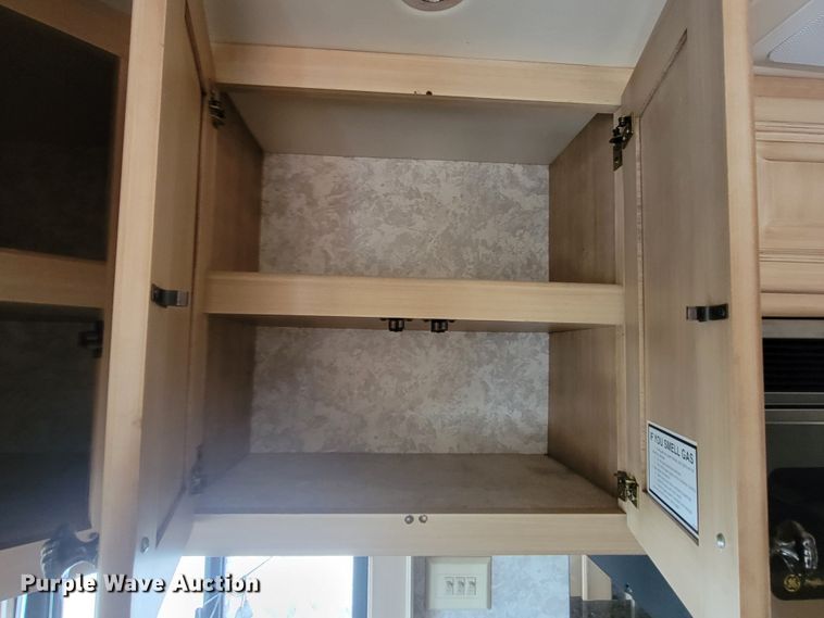 image for item HF9251 2002 Spartan K2  Travel Supreme RV