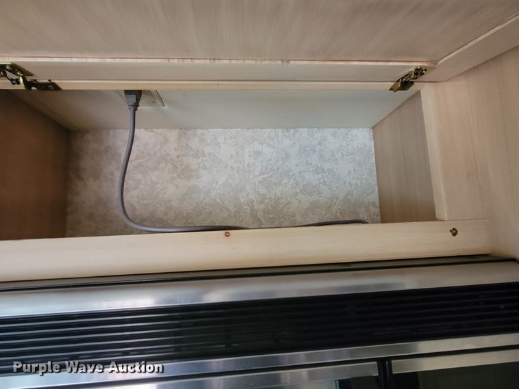 image for item HF9251 2002 Spartan K2  Travel Supreme RV