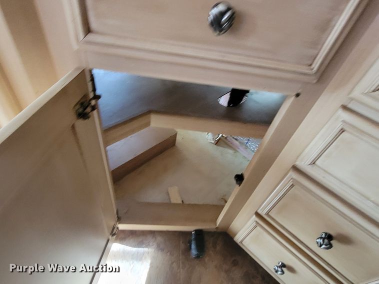 image for item HF9251 2002 Spartan K2  Travel Supreme RV