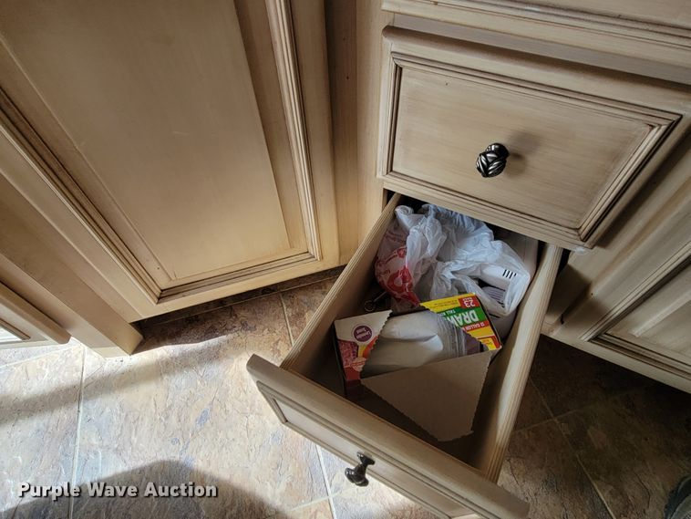 image for item HF9251 2002 Spartan K2  Travel Supreme RV