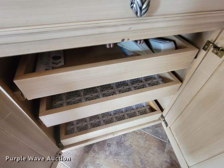 image for item HF9251 2002 Spartan K2  Travel Supreme RV