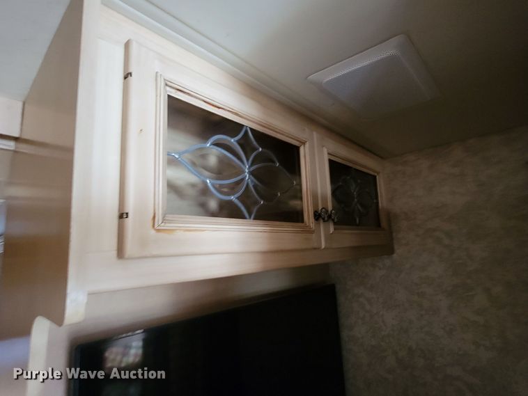 image for item HF9251 2002 Spartan K2  Travel Supreme RV