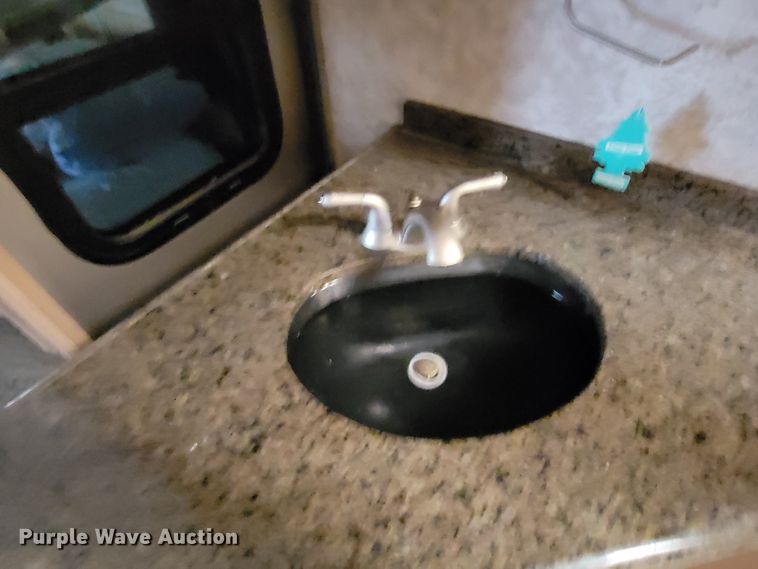 image for item HF9251 2002 Spartan K2  Travel Supreme RV