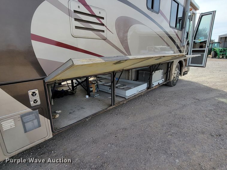 image for item HF9251 2002 Spartan K2  Travel Supreme RV