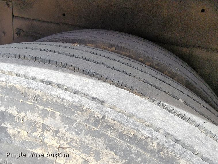 image for item HF9251 2002 Spartan K2  Travel Supreme RV