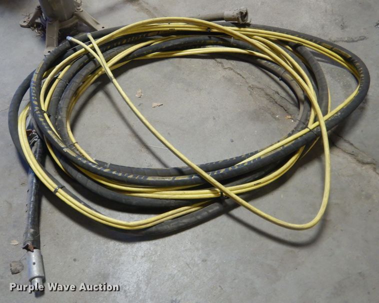 image for item HU9350 Clemco 1042  media blaster