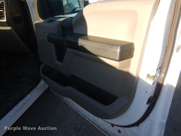 image for item HU9352 2018 Ford F150  pickup truck