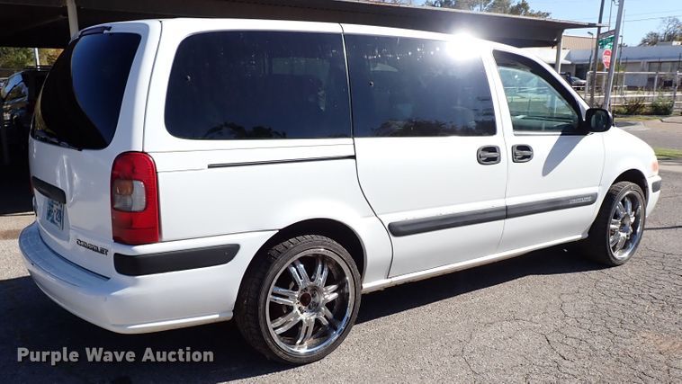 image for item IC9508 2002 Chevrolet Venture  van