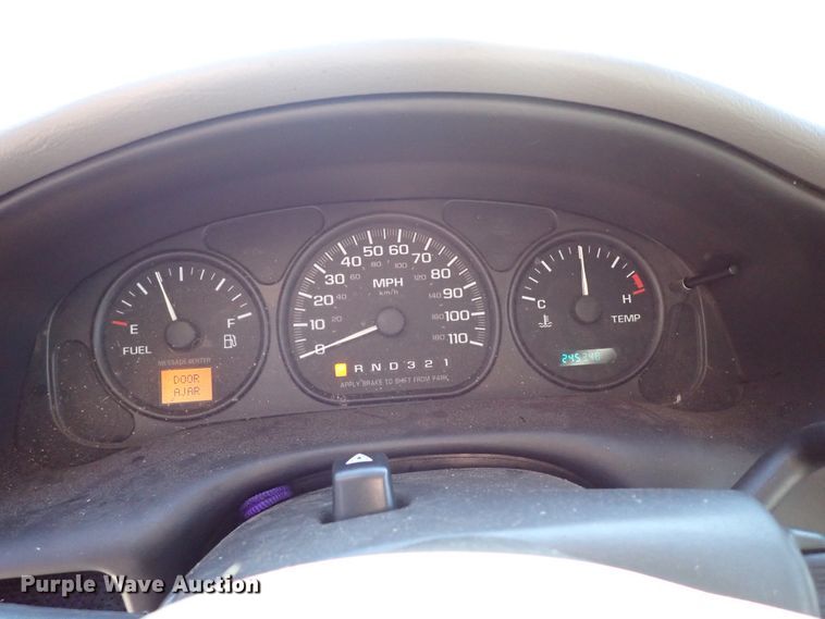 image for item IC9508 2002 Chevrolet Venture  van