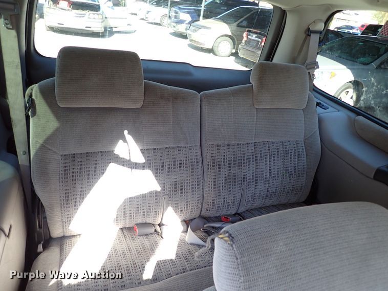 image for item IC9508 2002 Chevrolet Venture  van