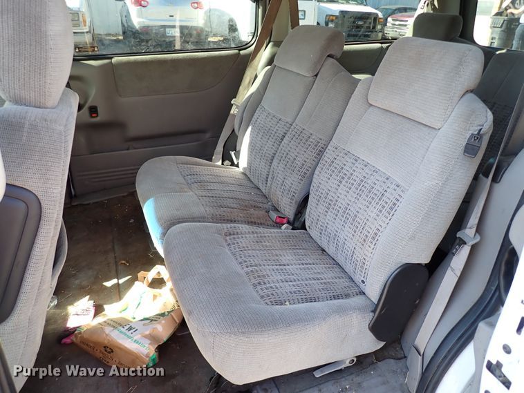 image for item IC9508 2002 Chevrolet Venture  van