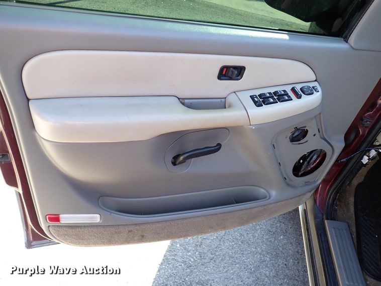 image for item IC9509 2000 Chevrolet Tahoe  SUV